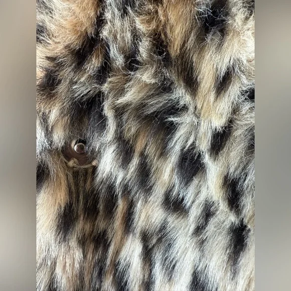 Cupcakes & Cashmere Faux Jacket - Picture 5 of 6